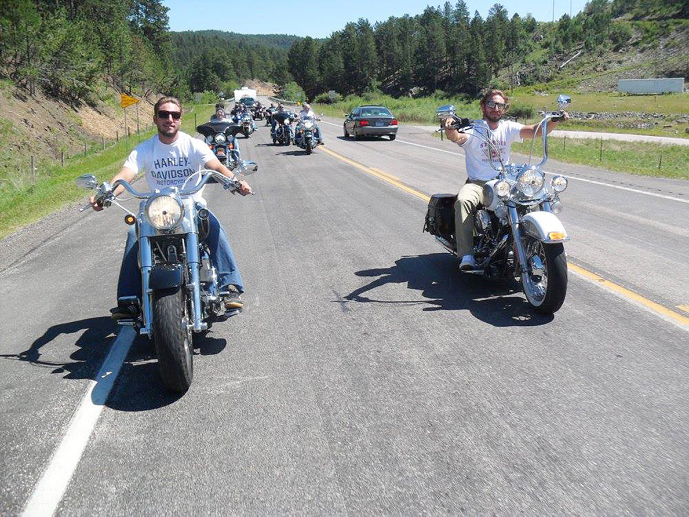 Descriptive alt text